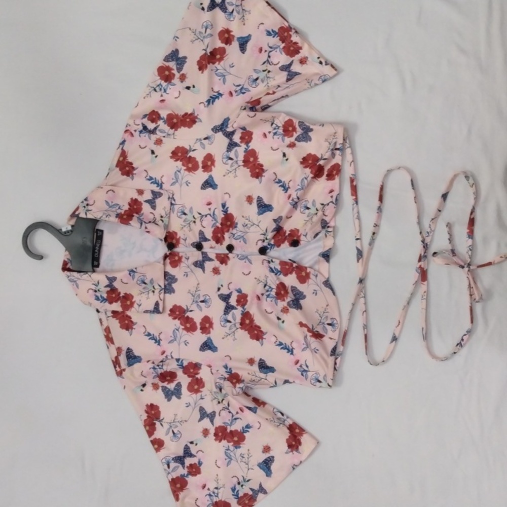 Button up Crop top - Picture 4 of 5